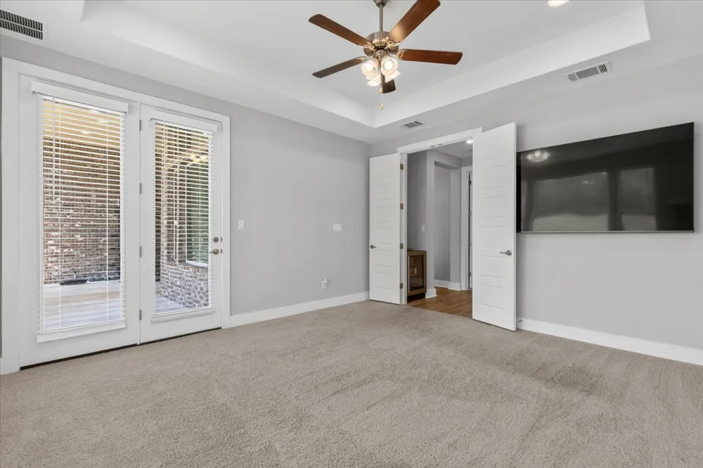 320 Raptor Beak Way Cedar Creek, TX 78612