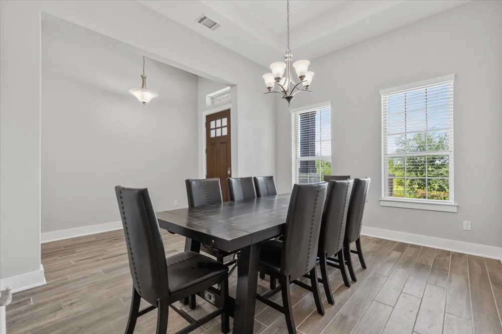 320 Raptor Beak Way Cedar Creek, TX 78612