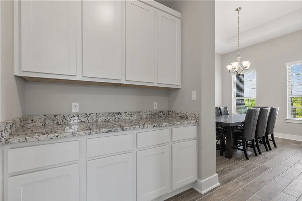 320 Raptor Beak Way Cedar Creek, TX 78612