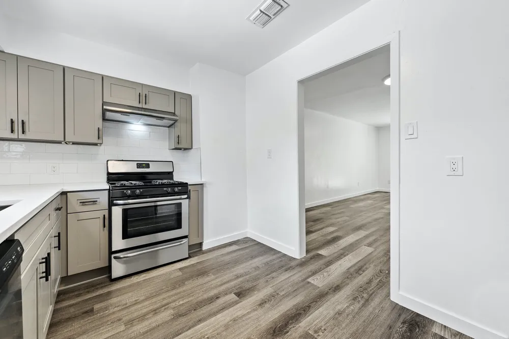 1706 Elmhurst Drive #B Austin, TX 78741
