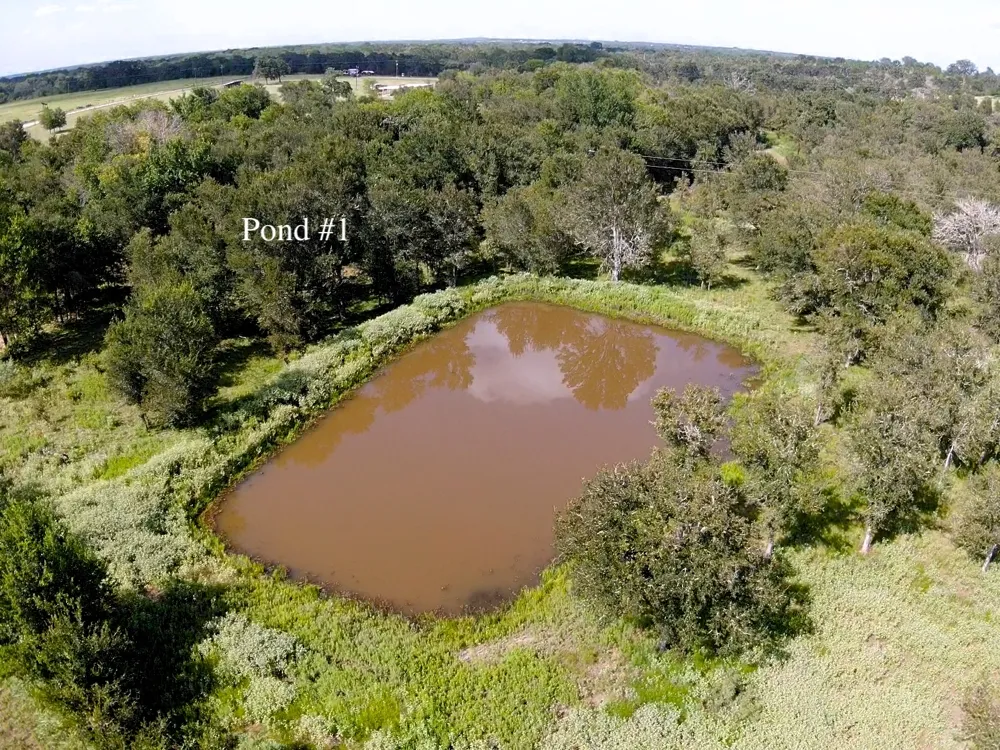 1085 County Road 426 Dime Box, TX 77853