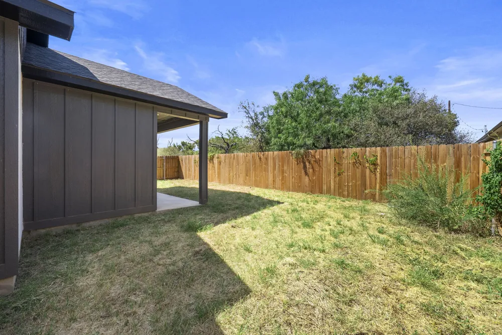 212 Southwood Drive Granite Shoals, TX 78654