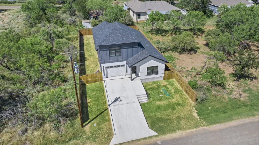 212 Southwood Drive Granite Shoals, TX 78654