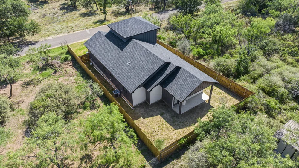 212 Southwood Drive Granite Shoals, TX 78654