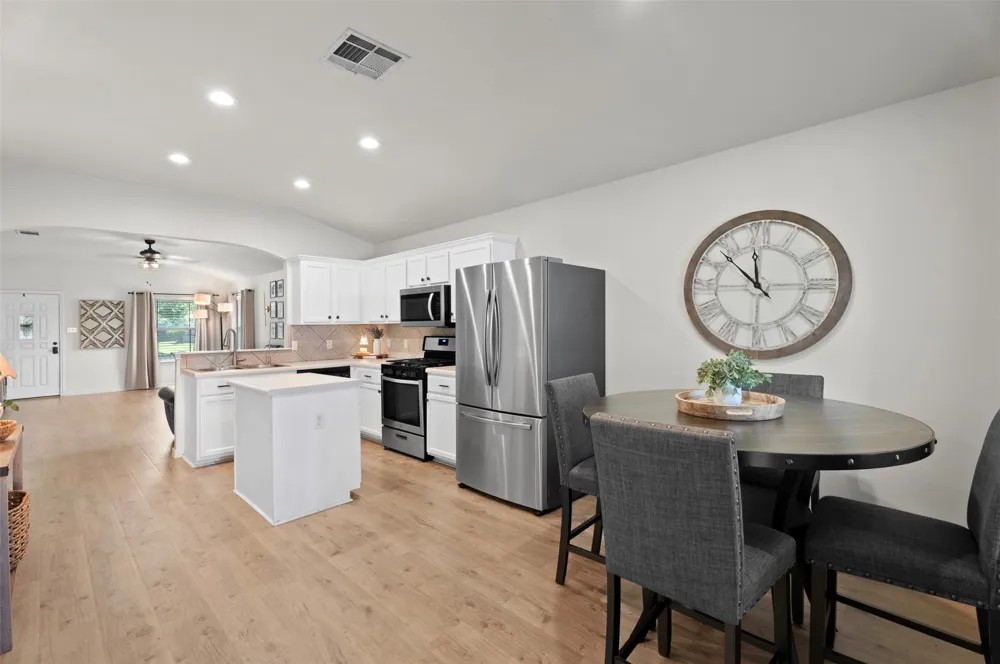 214 Jennifer Lane Bastrop, TX 78602