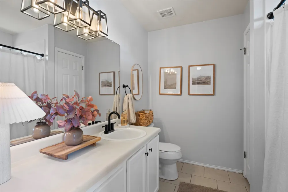 214 Jennifer Lane Bastrop, TX 78602