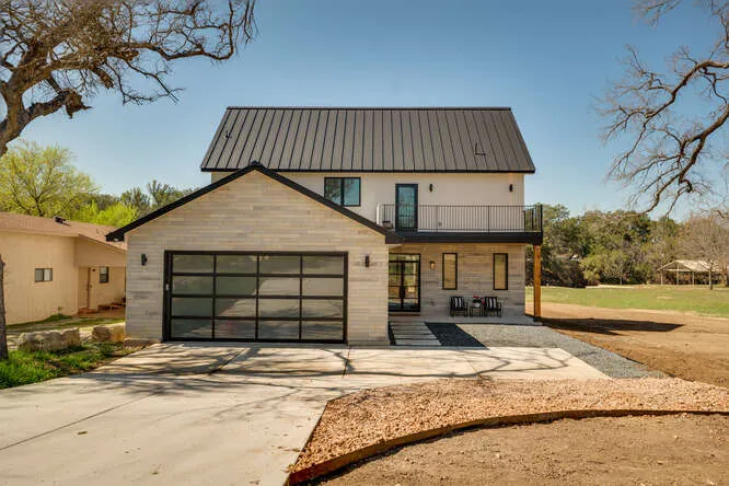 614 Pecan Creek Drive Horseshoe Bay, TX 78657
