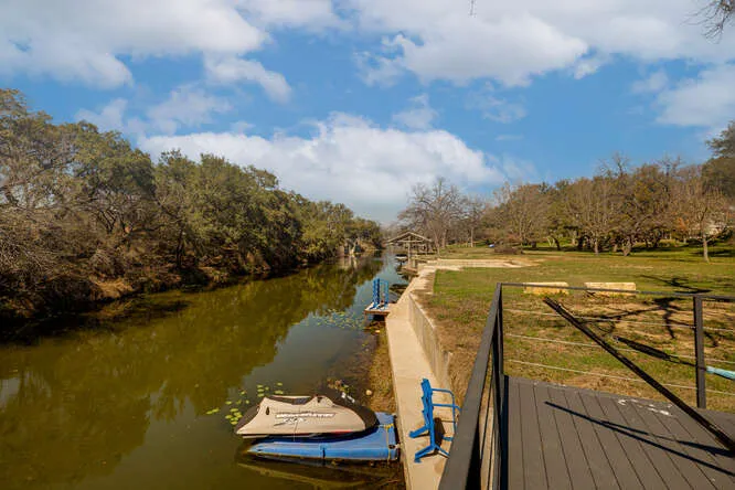 614 Pecan Creek Drive Horseshoe Bay, TX 78657