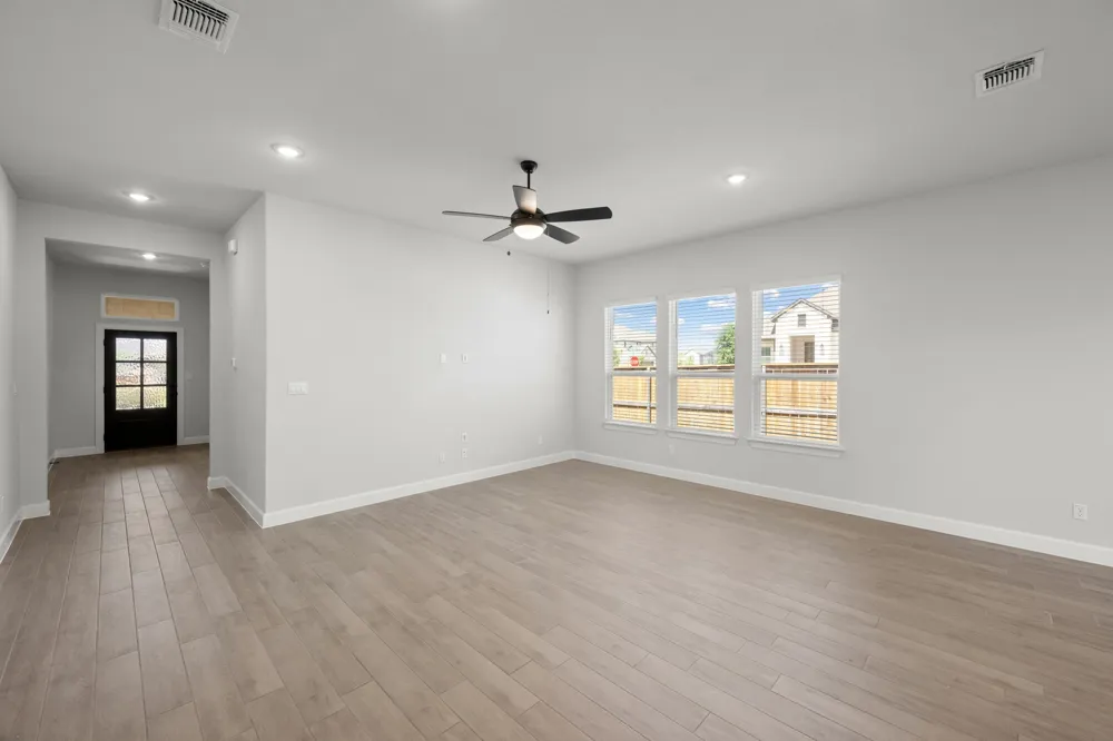 374 Kings Pine Drive Dripping Springs, TX 78620
