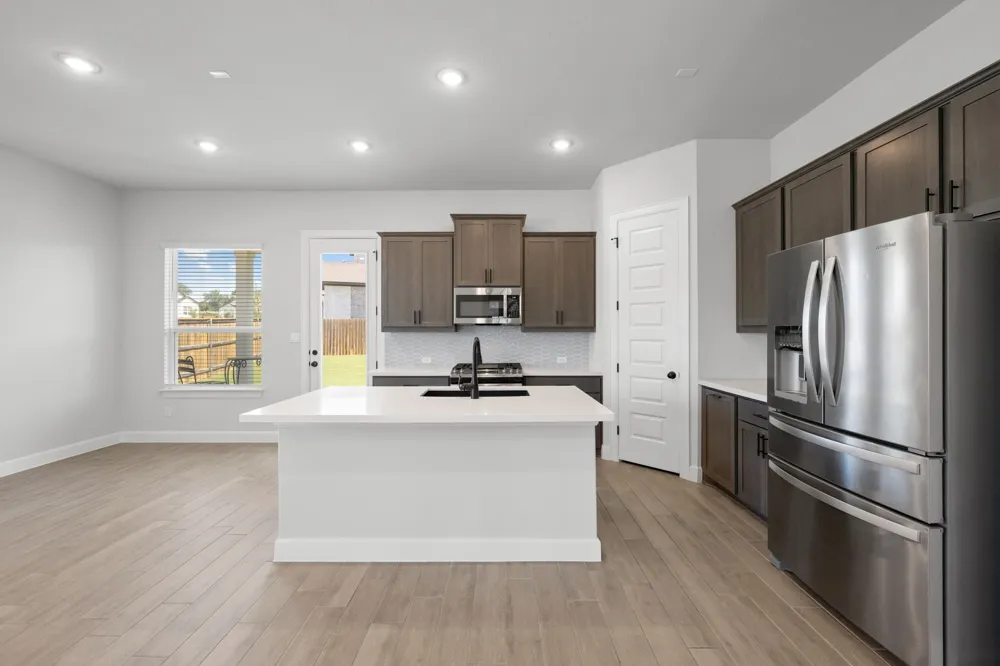 374 Kings Pine Drive Dripping Springs, TX 78620