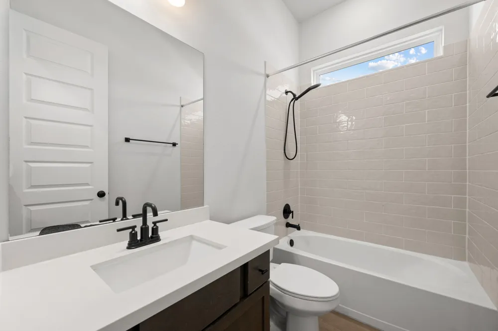 374 Kings Pine Drive Dripping Springs, TX 78620