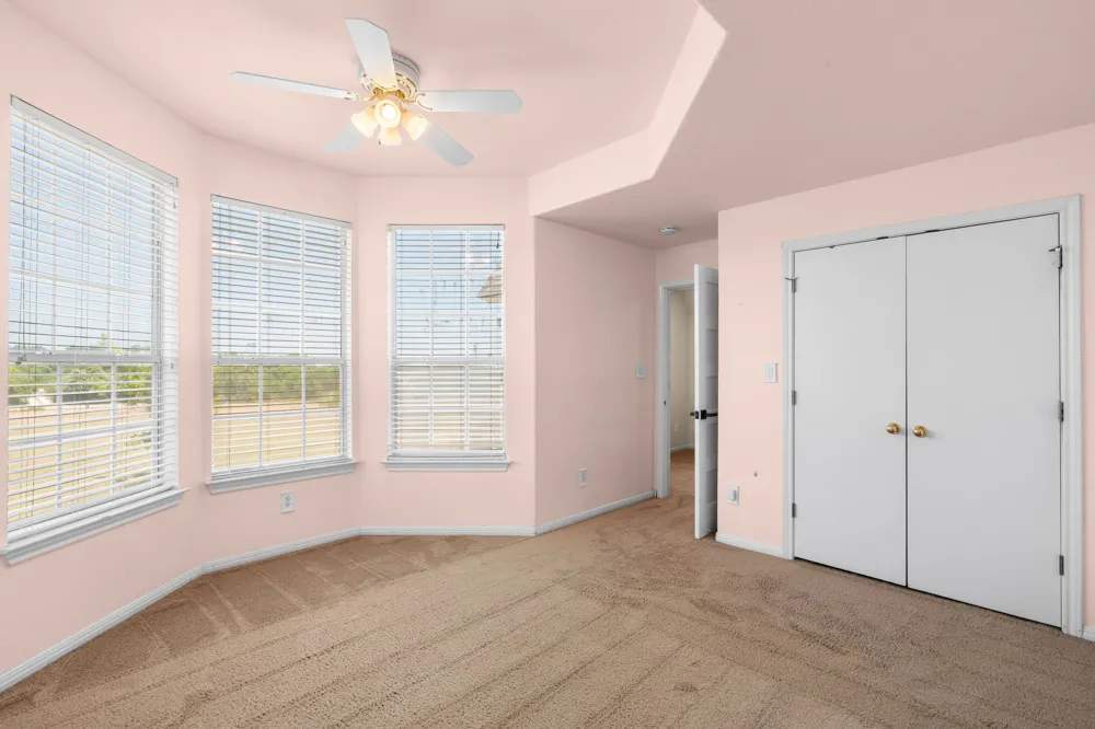 913 County Road 220 Florence, TX 76527