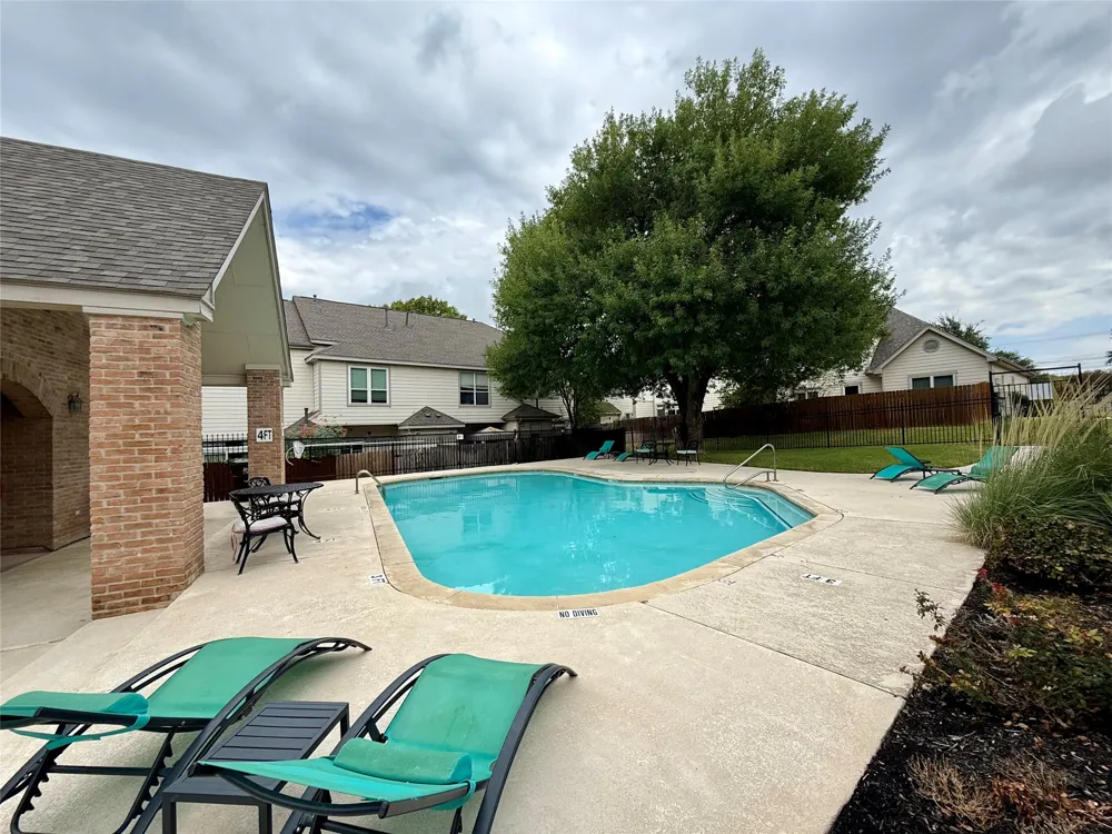 12250 Abbey Glen Lane #E Austin, TX 78753