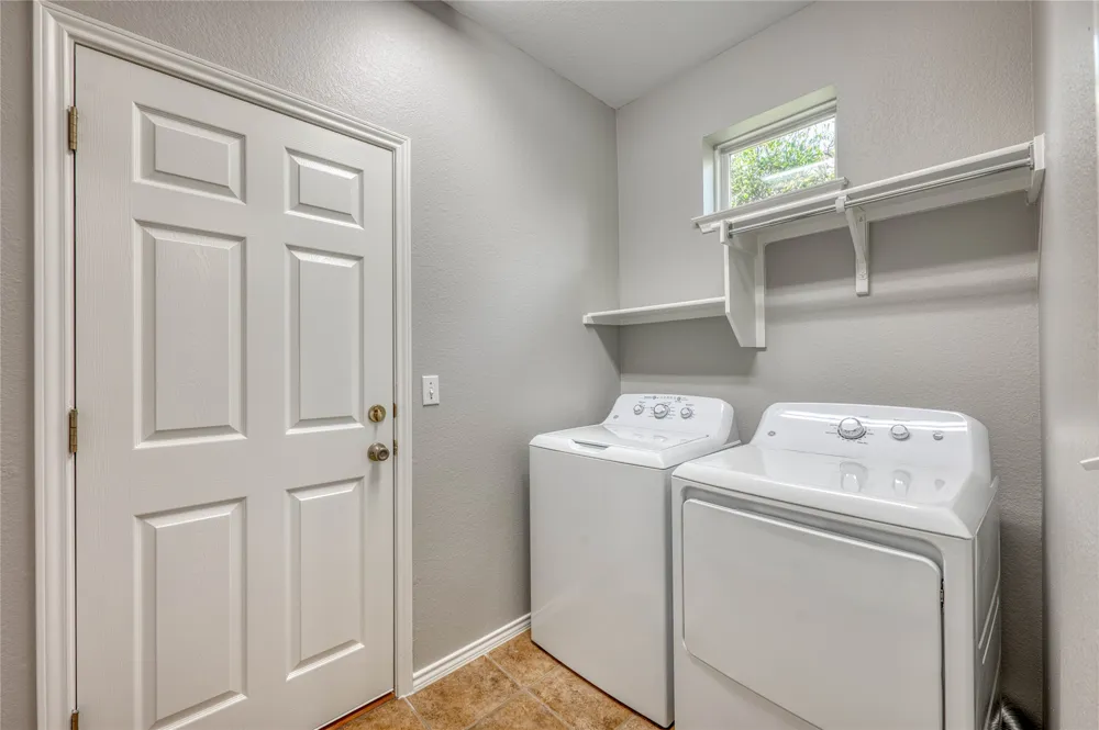 125 Dickens Circle Georgetown, TX 78633
