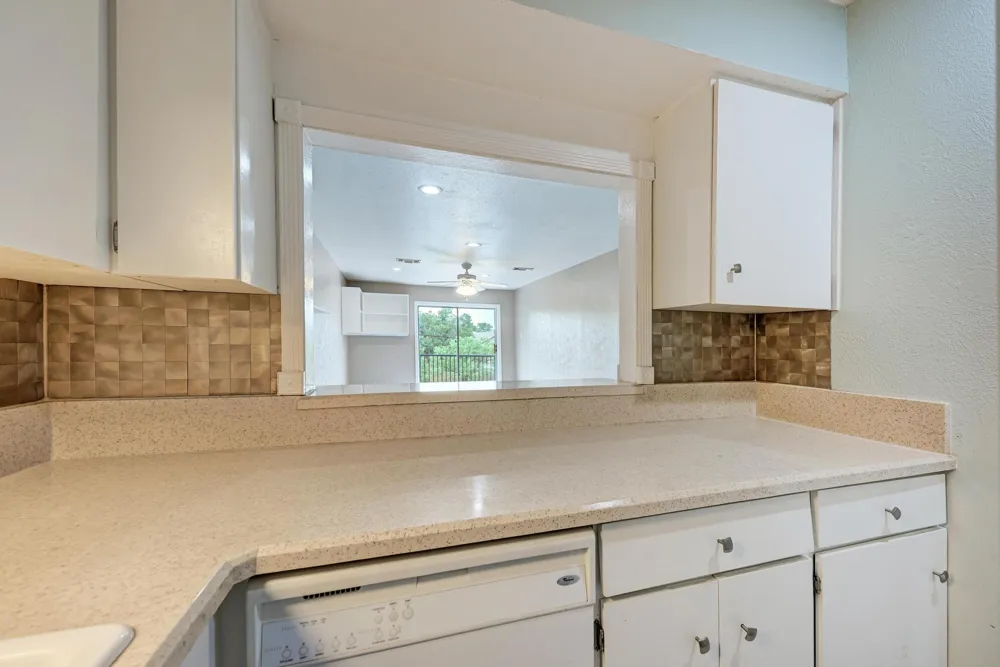 1202 Hi Stirrup #401 Horseshoe Bay, TX 78657