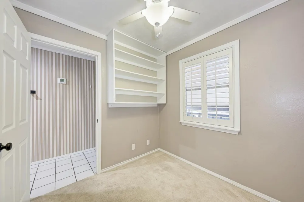 1202 Hi Stirrup #401 Horseshoe Bay, TX 78657