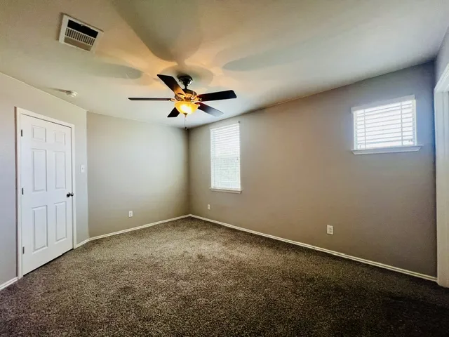 100 Magpie Goose Lane Leander, TX 78641