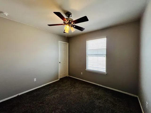100 Magpie Goose Lane Leander, TX 78641