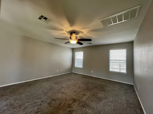 100 Magpie Goose Lane Leander, TX 78641