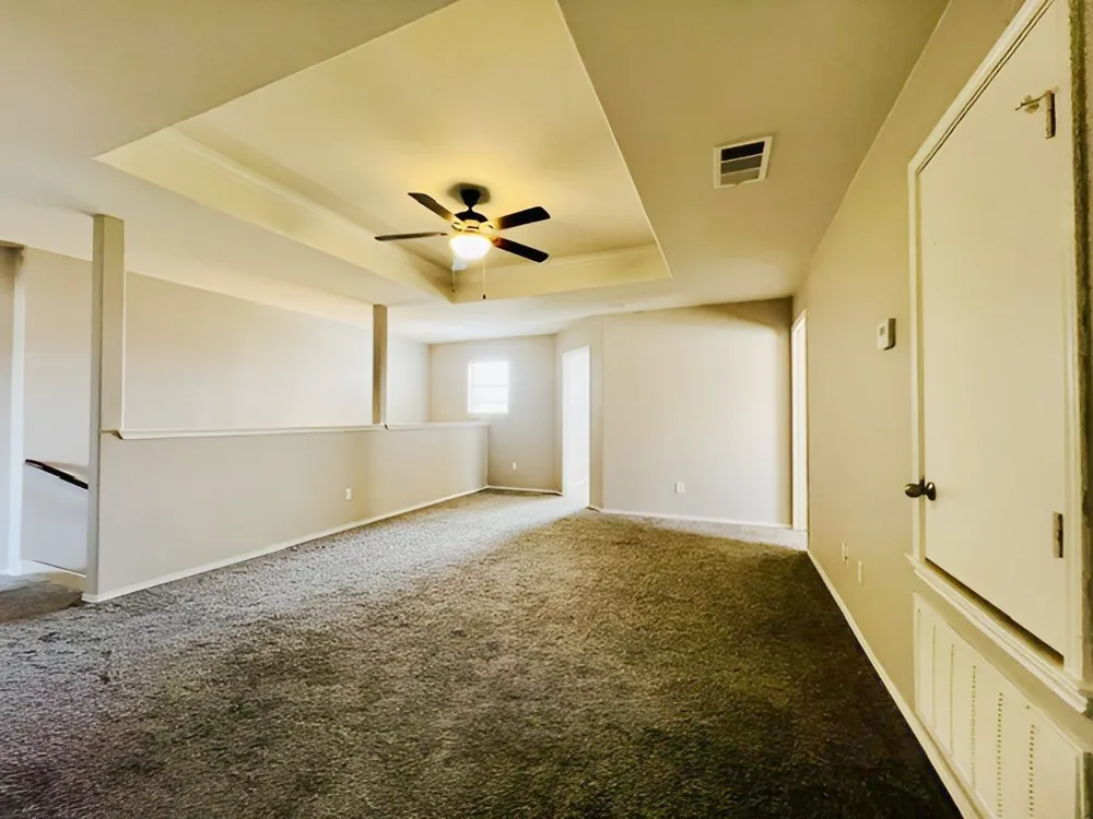 100 Magpie Goose Lane Leander, TX 78641