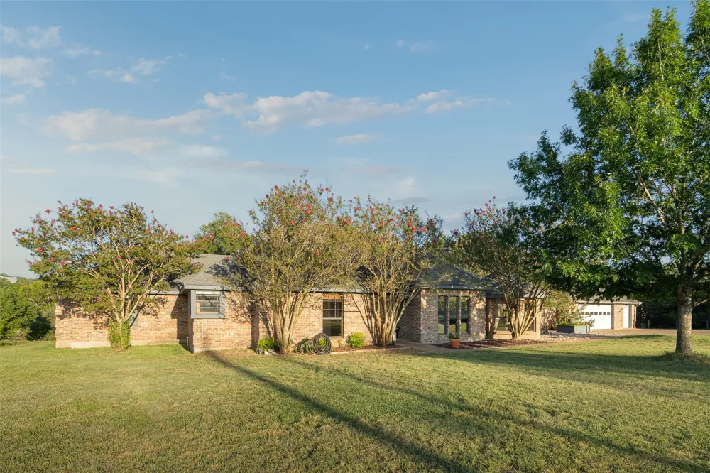509 Roy Creek Lane Dripping Springs, TX 78620