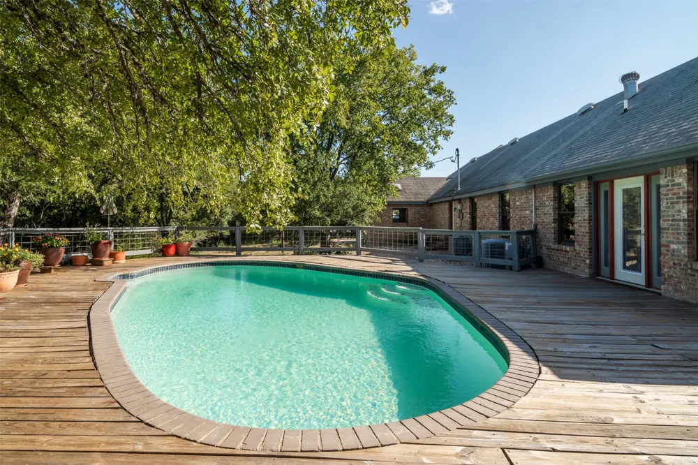 509 Roy Creek Lane Dripping Springs, TX 78620