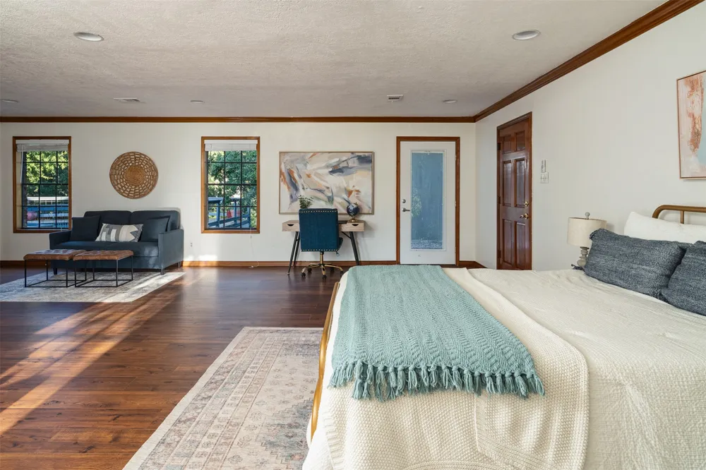 509 Roy Creek Lane Dripping Springs, TX 78620