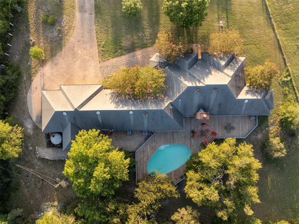 509 Roy Creek Lane Dripping Springs, TX 78620