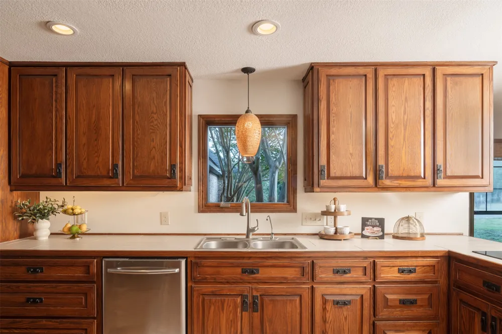509 Roy Creek Lane Dripping Springs, TX 78620