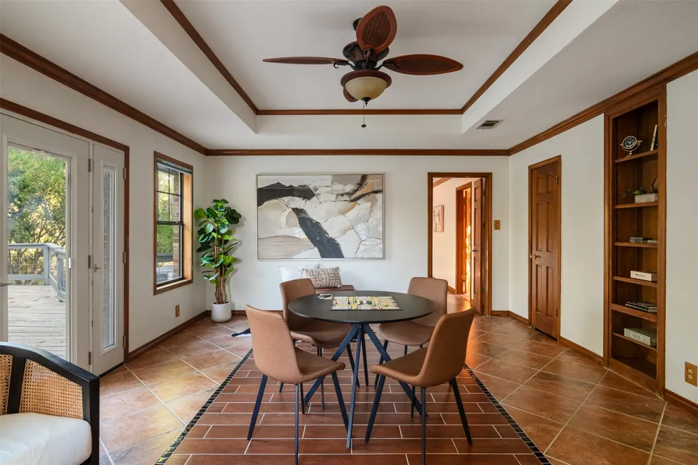 509 Roy Creek Lane Dripping Springs, TX 78620