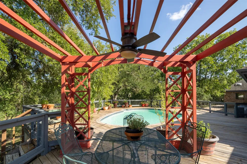 509 Roy Creek Lane Dripping Springs, TX 78620