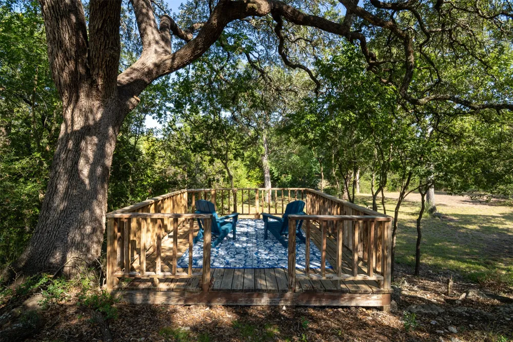 509 Roy Creek Lane Dripping Springs, TX 78620