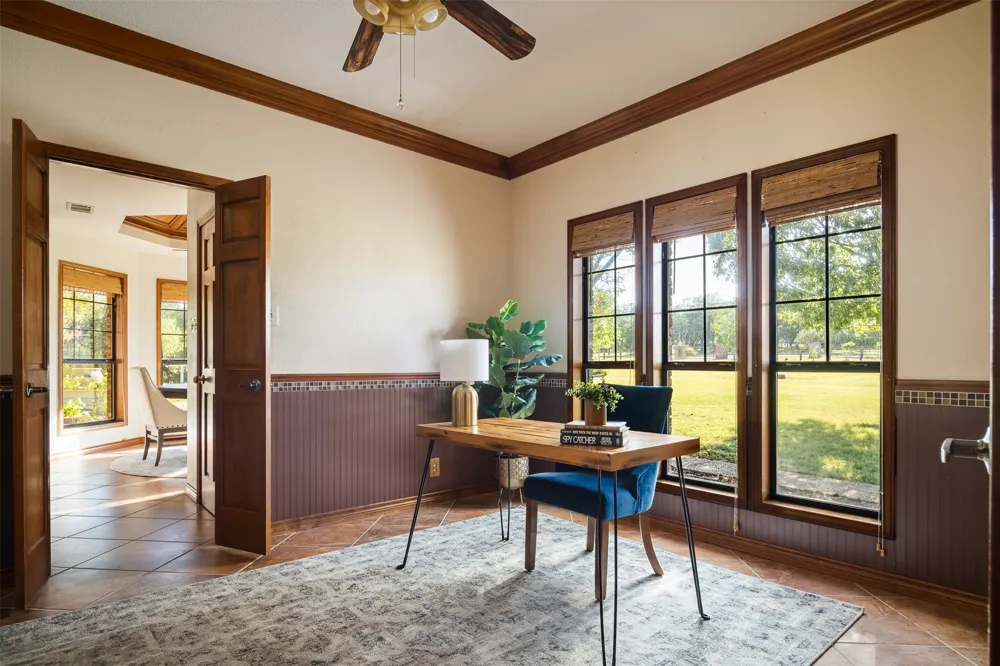 509 Roy Creek Lane Dripping Springs, TX 78620