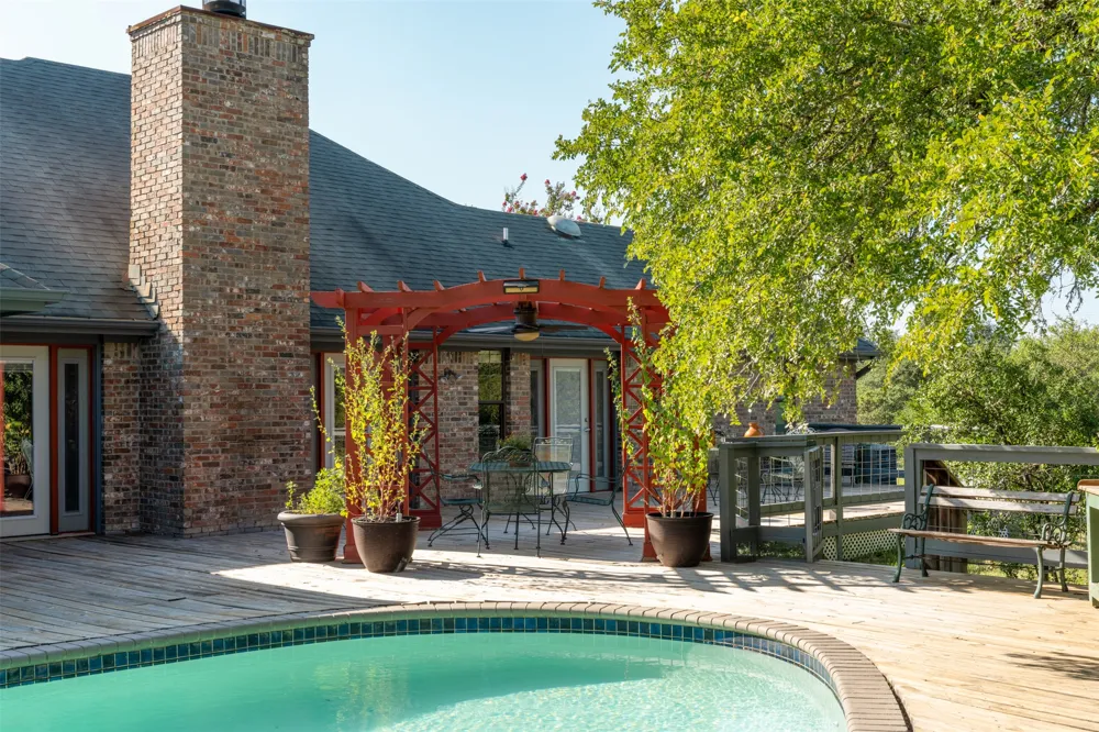 509 Roy Creek Lane Dripping Springs, TX 78620