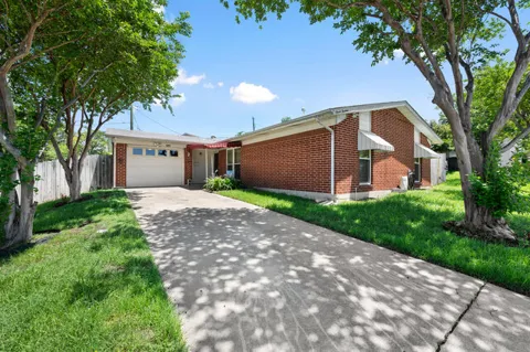 713 W Mary Jane Drive