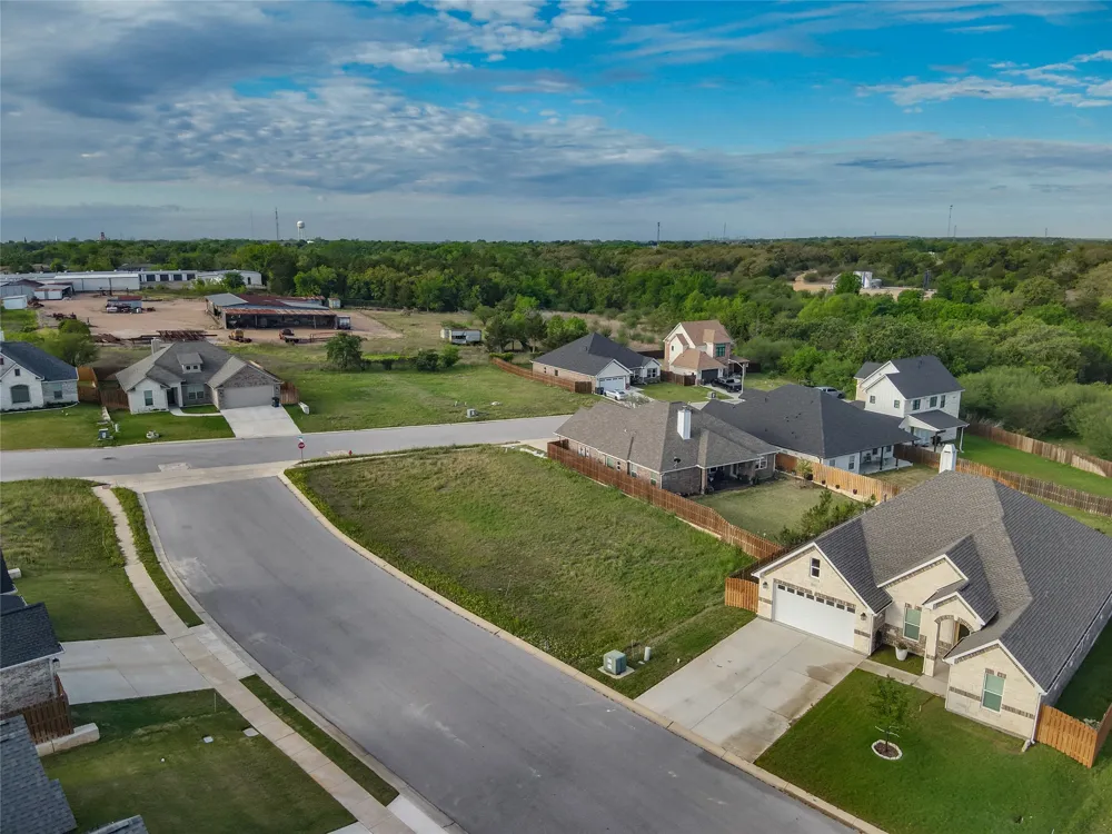 331 Firework Lane Giddings, TX 78942