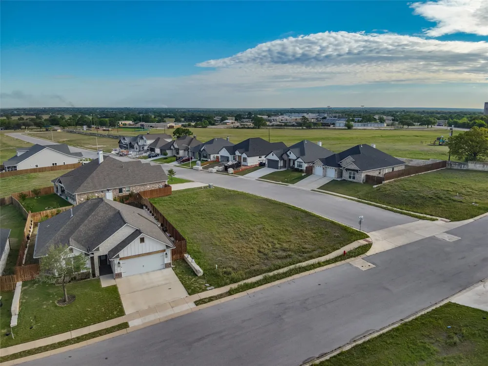 331 Firework Lane Giddings, TX 78942