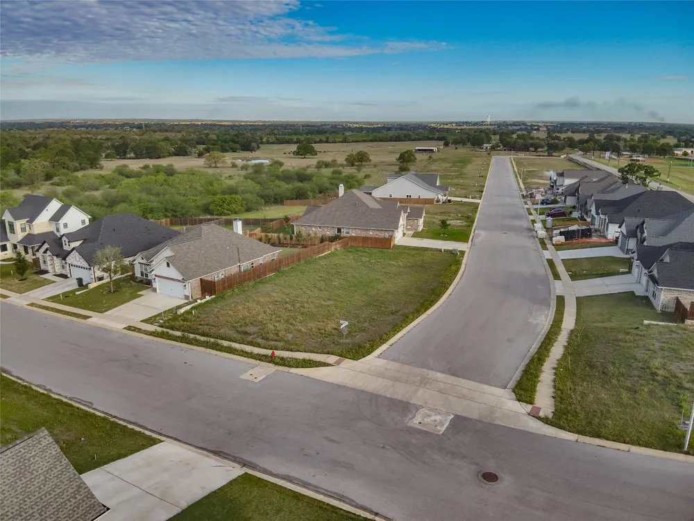331 Firework Lane Giddings, TX 78942
