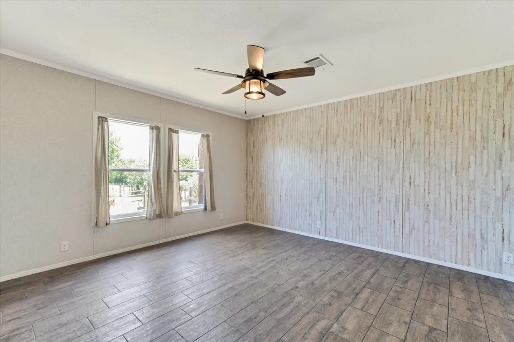 1500 Wattsville Road Luling, TX 78648