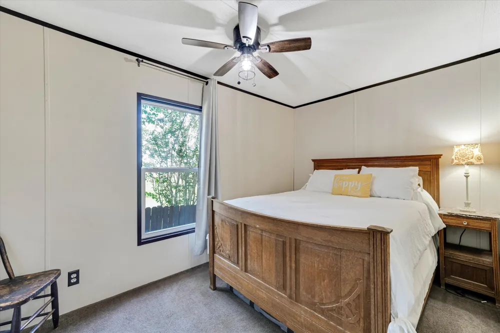 1500 Wattsville Road Luling, TX 78648