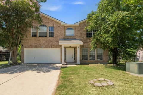 3305 Clint Cove