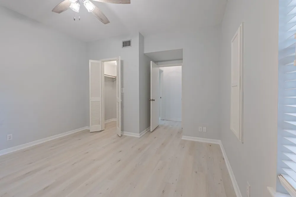 210 Oak Bay Street #402 Rockport, TX 78382