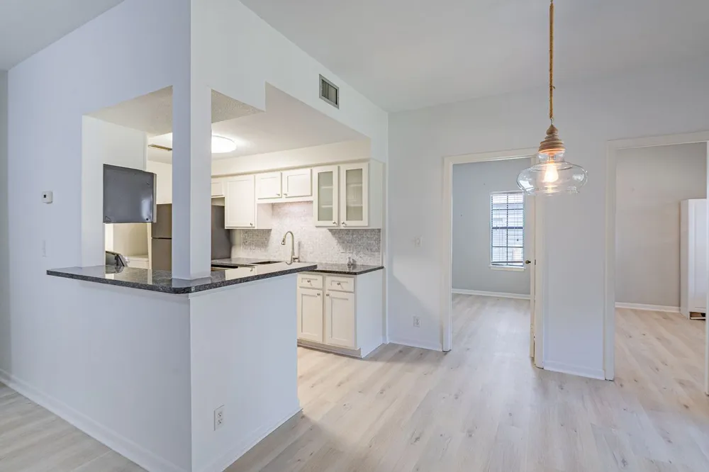 210 Oak Bay Street #402 Rockport, TX 78382
