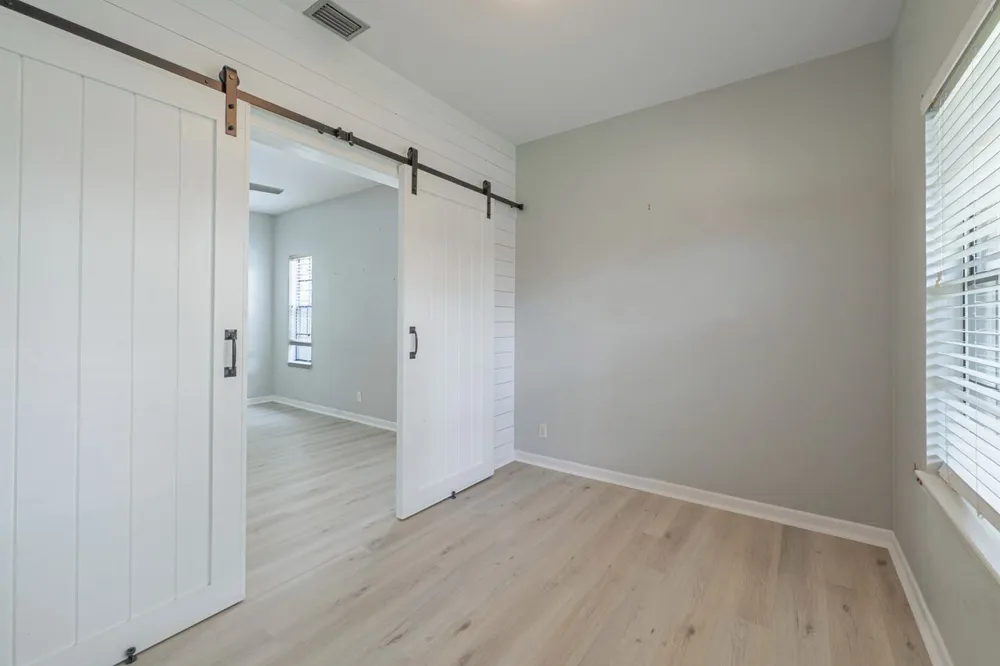 210 Oak Bay Street #402 Rockport, TX 78382