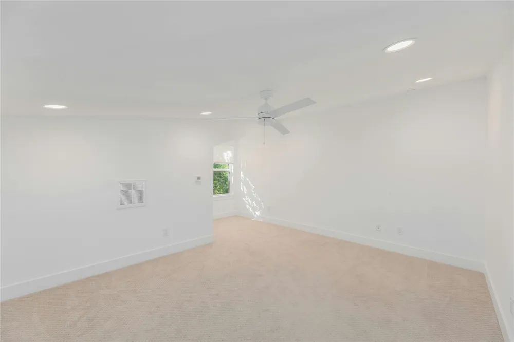 1114 Walton Lane #B Austin, TX 78721