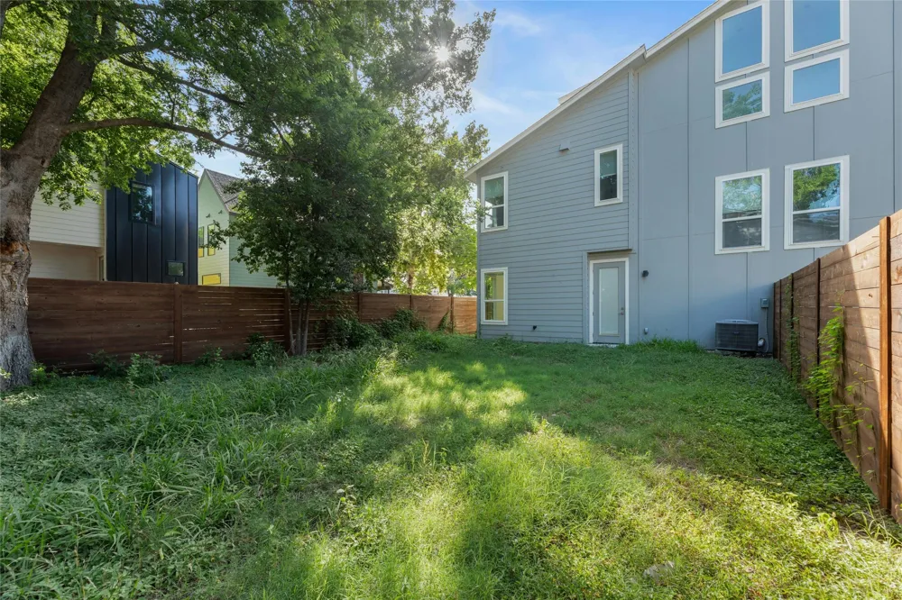 1114 Walton Lane #B Austin, TX 78721