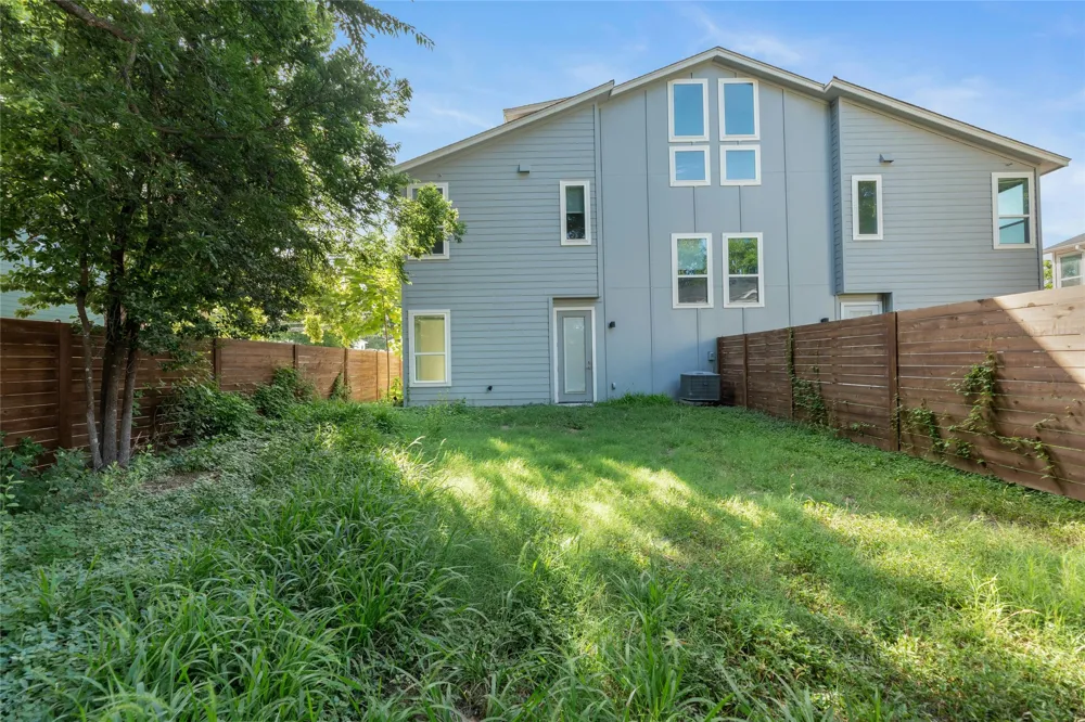1114 Walton Lane #B Austin, TX 78721
