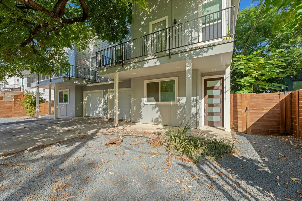 1114 Walton Lane #B Austin, TX 78721