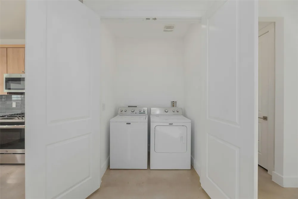 1114 Walton Lane #B Austin, TX 78721