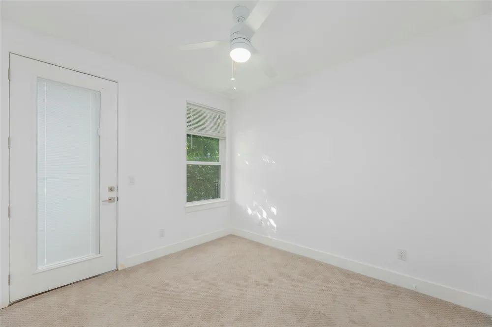 1114 Walton Lane #B Austin, TX 78721